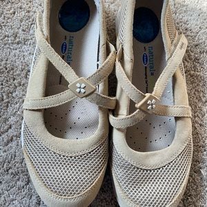 Dr Scholl’s Velcro close shoes size 9.5